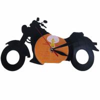 Дизайнерские часы из Vinyl Recoder Moto